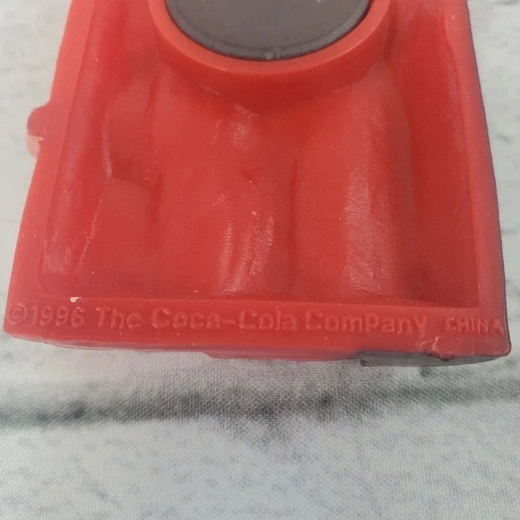 Coca Cola For Santa Coca Cola 90s Vintage Collectible Magnet 25 - Picture 5 of 7